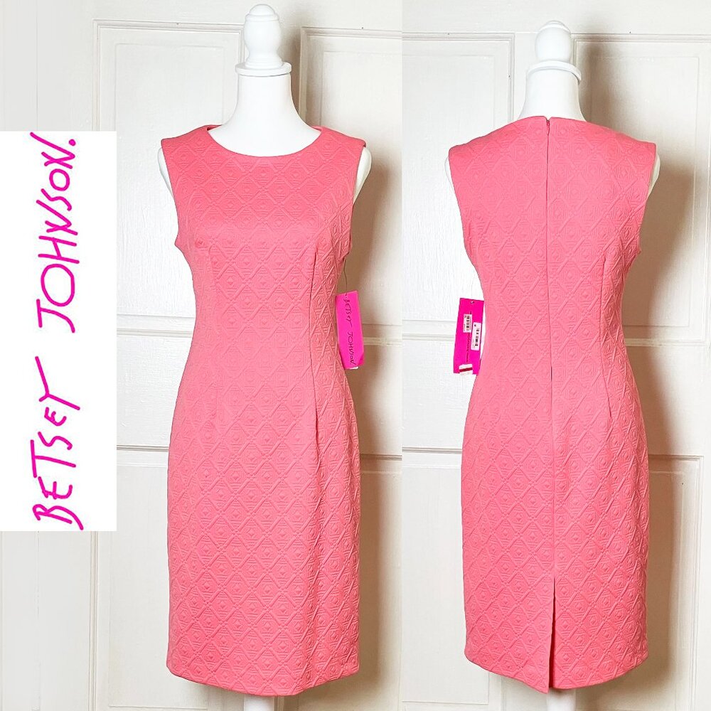 Betsey Johnson Coral Textured Sheath Dress | Size 4 | NWT